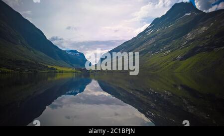 Panoramablick auf den Eidsvatnet See bei Skogmo, Nord-Trondelag, Norwegen Stockfoto