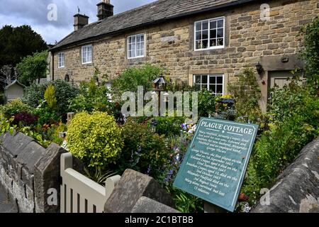 Pestdorf Eyam in Derbyshire während Coronavirus-Sperre 2020 Stockfoto