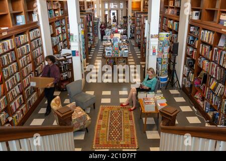 Neue Buchhandlung Dominion in Charlottesville VA Stockfoto