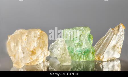 Kruste des Meersalzes vom Totes Meer Küste Makro Stockfoto