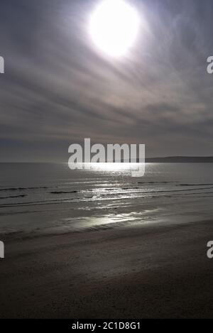 Am frühen Morgen am Strand von Filey, North Yorkshire, Großbritannien Stockfoto