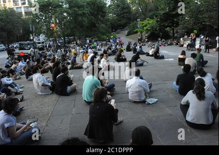 Mahnwache für George Floyd 14. Juni 2020 in Manhattans Upper East Side außerhalb des Gracie Mansion, Residenz des Bürgermeisters Bill de Blasio, in New York City, NYC Stockfoto