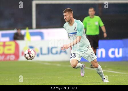 CLUJ-NAPOCA, RUMÄNIEN - 14. JUNI: Ovidiu Popescu von FCSB während des Spiels zwischen CFR Cluj und FCSB in der Play-off der ersten Liga Rumäniens am 14. Juni 2020 in Cluj-Napoca, Rumänien. (Foto von Paul Ursachi/MB Media) Stockfoto