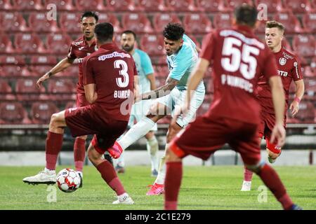 Florinel Coman von FCSB während des Spiels zwischen CFR Cluj und FCSB in der Play-off der ersten Liga Rumäniens am 14. Juni 2020 in Cluj-Napoca, Rumänien. (Foto von Paul Ursachi/MB Media) Stockfoto