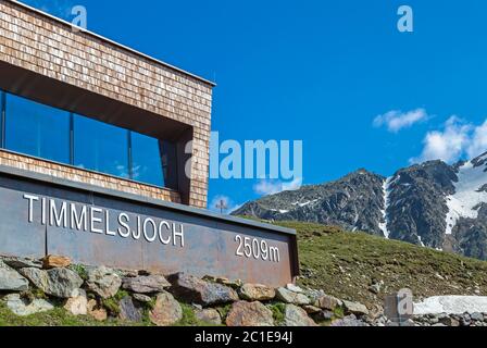 Auf das Timmelsjoch zwischen Österreich und Italien Stockfoto