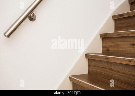 In der Nähe und Details der Geländer und Treppen eines modernen Gebäudes Stockfoto