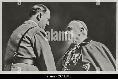 Hitler trifft sich mit dem päpstlichen Nuntius Vasallo Di Torregrossa. 1933 Stockfoto