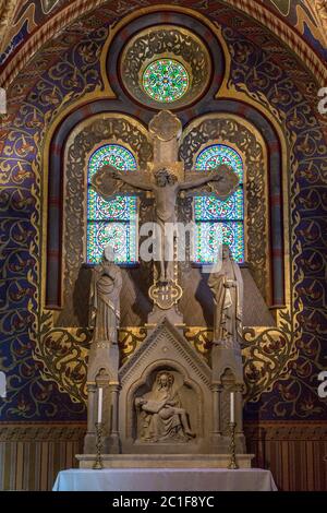 Innenraum der Matthias Kirche im Burgviertel von Buda. Die Kirche war der Ort mehrerer Krönungen, darunter die von Charle Stockfoto