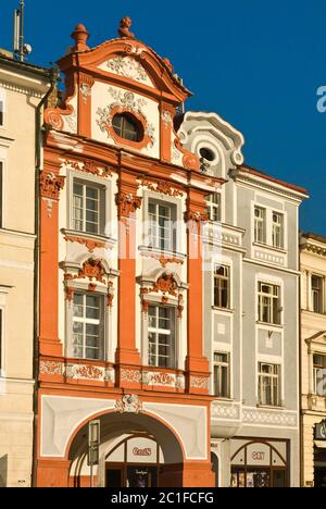 Häuser in Mirove namesti in Litoměřice in Ustecky kraj (Region Ústí nad Labem), Tschechische Republik Stockfoto