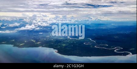 Luftaufnahme zur Provinz Madang Papua-Neuguinea Stockfoto