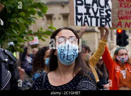 Oxford, Großbritannien, 9. Juni 2020, Großbritannien. Wahlkämpfer von Rhodos muss fallen hielt einen Protest in Oxford. Stockfoto