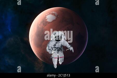 Astronaut auf dem Hintergrund des Mars. Solaranlage. Science-Fiction Stockfoto