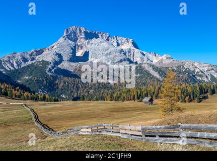 Blick auf die Plätzwiese auf dem Berg Rotwand, Dolomiten, Südtirol Stockfoto