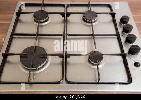 Schmutziges gas Herdplatten in der Küche Zimmer close-up Stockfoto