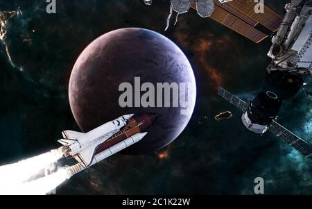 Planet des tiefen Raums. Raumstation, Shuttle auf dem Hintergrund des Exoplaneten. Science-Fiction Stockfoto