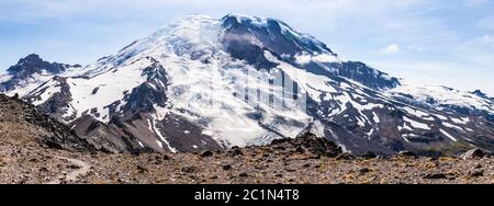 Ein Blick vom 3rd Burroughs Mountain, Mount Rainier National Park, Washington, USA. Stockfoto