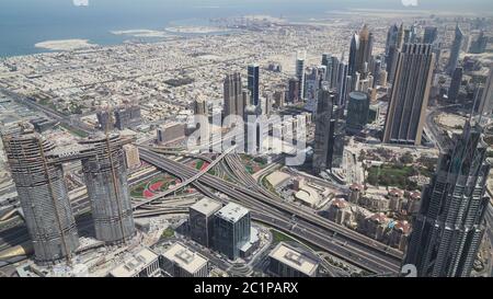 Moderne Wolkenkratzer an der Sheikh Zayed Road, im Herzen des Finanzviertels von Dubai Stockfoto