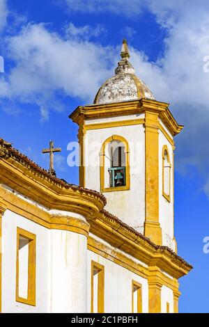 Rückansicht der historischen Kirche in Ouro Preto Stockfoto