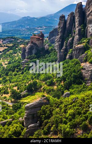 Meteora, Heiliger Nikolaikastery, Agios Nikolaos, Monastery on the Rock, ehrfürchtige natürliche Felsformation, Kalabaka, Thessaly, Griechenland, Europa Stockfoto