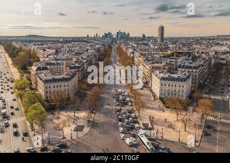 La Defense Business Area, La Grande Armée Avenue. Blick vom Arc de Triomphe. Paris, Frankreich, Europa Stockfoto