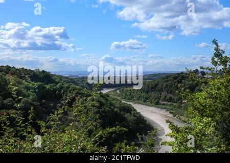 Die Avonmouth mit dem Avon Fluss und dem Leigh Woods National Nature Reserve Stockfoto