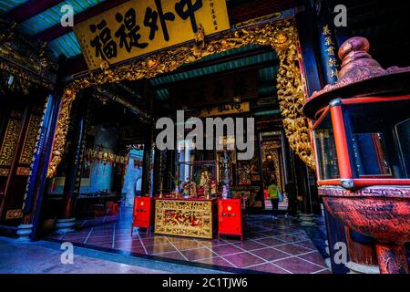 Ho Chi Minh Stadt, Vietnam - 05. JAN 2020: Nghia an Tempel (Hoi Quan Nghia an - Chua Ong), einer der chinesischen Pagode, einer der ältesten Tempel in Saigon, Stockfoto