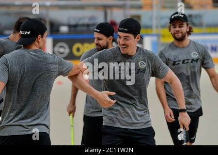 Lugano, Schweiz. Juni 2020. 15.06.20, Lugano, Corner Arena, Eishockey, Training nach Corona Virus: HC Lugano. Weiter Dario Bürgler Quelle: SPP Sport Pressefoto. /Alamy Live Nachrichten Stockfoto