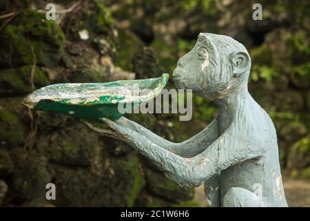 Buddhistische Statuen im Tempel in Nha Trang Vietnam Stockfoto