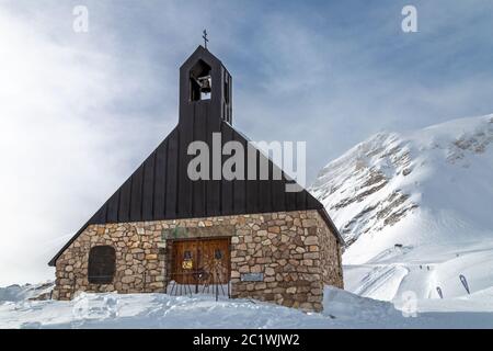 Kirche Maria Heimsuchung auf dem Gipfel der Zugspitze im Winter Stockfoto