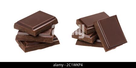 Dunkle Schokolade Balken auf weissem Hintergrund. Stapel von Schokolade Stücke, Nahaufnahme Stockfoto