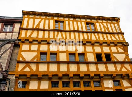 Vintage-Architektur der Altstadt in Vannes, Bretagne, Frankreich Stockfoto