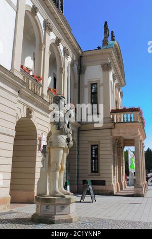 Rathaus mit Roland Stockfoto