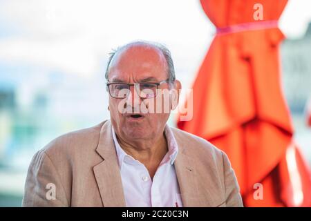 Jacky Delapierre (Direktor des Meeting Athletissima) bei der Pressekonferenz des City Event 2020 am 16. Juni 2020 vorgestellt, Was den ersten offiziellen Outdoor-Stabhochsprung-Wettbewerb des Jahres auf dem höchsten Niveau betrifft, der weltweit bestätigt wurde und am 2. September in Lausanne, Schweiz, stattfinden wird. (Foto von Eric Dubost/Pacific Press/Sipa USA) Stockfoto