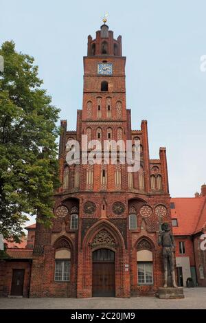 Rathaus mit Roland Stockfoto