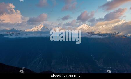 China Yunnan, Meili Schnee Berg schöne natürliche Wahrzeichen des Tourismus in China Stockfoto