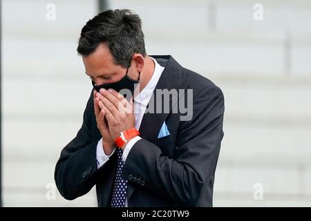 Trainer Charlie Hills nach Battaash gewann die King's Stand Stakes während des ersten Tages von Royal Ascot auf Ascot Racecourse. Stockfoto