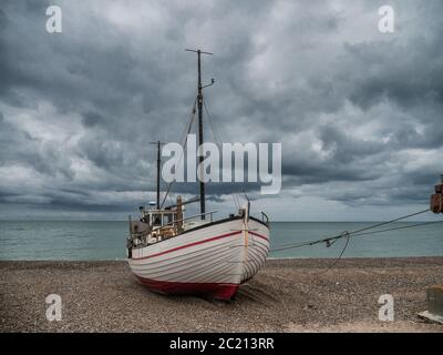 Küstenkutter am Strand von Lild Strand in Thy, Dänemark Stockfoto