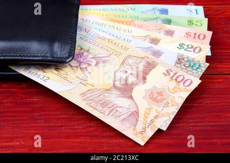 Brunei Geld in der schwarzen Mappe Stockfoto