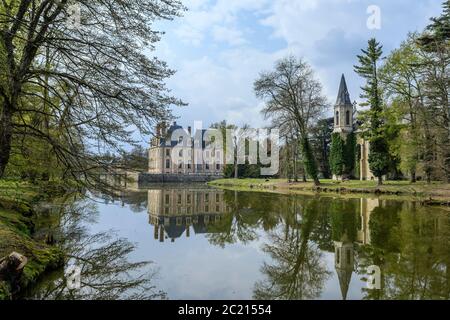 Frankreich, Loiret, Sologne, La Ferte Saint Aubin, Chateau de la Ferte und Schloss // Frankreich, Loiret (45), Sologne, La Ferté-Saint-Aubin, château de la Fer Stockfoto