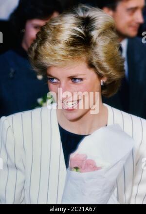 Seine königliche Hoheit, Diana, Prinzessin von Wales. Besuche der London Leuchtturm Zentrum für AIDS-Patienten London, England. 5. Oktober 1989 Stockfoto