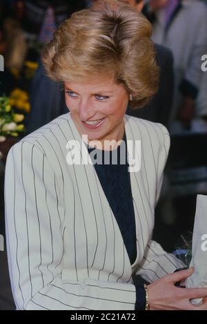 Seine königliche Hoheit, Diana, Prinzessin von Wales. Besuche der London Leuchtturm Zentrum für AIDS-Patienten London, England. 5. Oktober 1989 Stockfoto