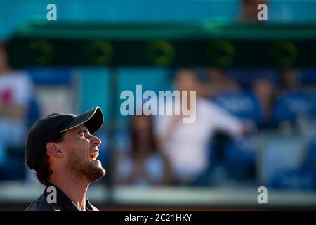 Belgrad, Serbien. Juni 2020. Dominic Thiem aus Österreich reagiert in seinem Spiel gegen Grigor Dimitrov aus Bulgarien. Quelle: Nikola Krstic/Alamy Live News Stockfoto