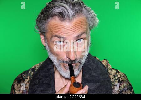 Mann mit Pfeife Stockfoto