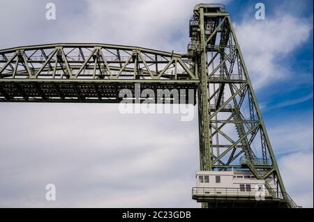 Koningshavenbrug oder De Hef ist eine (jetzt) stillgegangene Eisenbahnbrücke über die Nieuwe Maas in Rotterdam, Niederlande Stockfoto