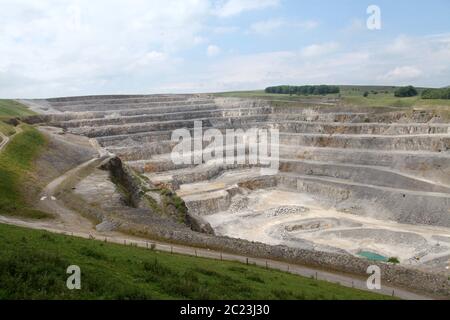 Breedon Hope Quarry im Derbyshire Peak District National Park für die Zementherstellung Stockfoto