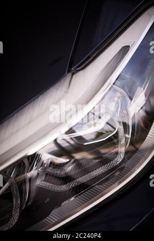 Nahaufnahme von einigen LED Autoscheinwerfer. Stockfoto