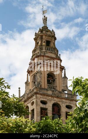 Giralda Turm und Minarett der Moschee in Sevilla Spanien Stockfoto