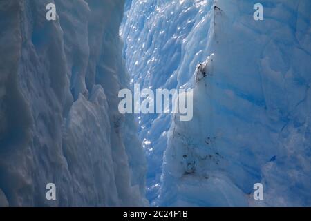 Eine schreckliche Ecke des Eisblocks vom Glacier South America Stockfoto