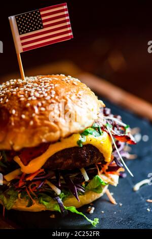 Klassischer amerikanischer Hamburger Stockfoto