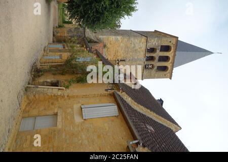 Pfarrkirche Saint Jean Baptiste in Saint Pompont Frankreich Stockfoto